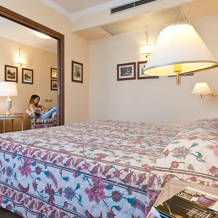 Carl And Do Hotel Baveno